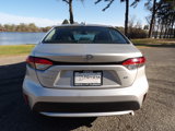 Used 2022 Toyota Corolla LE image 5