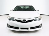 Used 2014 Toyota Camry SE image 2