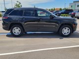 Used 2024 Jeep Grand Cherokee Laredo image 6