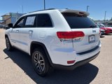Used 2017 Jeep Grand Cherokee Limited w/ Luxury Group II image 3