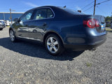 Used 2009 Volkswagen Jetta SEL image 4