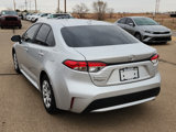 Used 2022 Toyota Corolla LE image 3