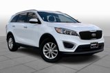 Used 2017 Kia Sorento LX w/ LX Convenience Package image 2
