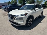 Used 2023 Nissan Rogue SV image 3