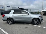 Certified 2022 Ford Expedition XLT image 3