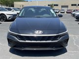 New 2025 Hyundai Elantra SE image 2