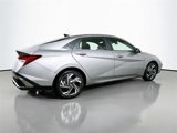 New 2025 Hyundai Elantra SEL image 6
