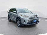 Used 2018 Toyota Highlander XLE image 3