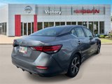 Used 2022 Nissan Sentra SV image 2