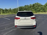 Used 2018 Toyota Highlander XLE image 4
