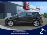 Certified 2022 Nissan Rogue Sport S image 2