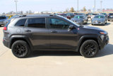 Used 2016 Jeep Cherokee Trailhawk w/ Comfort/Convenience Group image 4