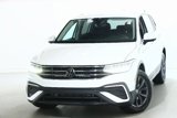 Certified 2022 Volkswagen Tiguan SE image 3