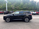 Used 2023 Nissan Rogue SV image 2