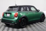 Used 2023 MINI Cooper 4-Door Hardtop image 4