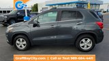 Used 2018 Chevrolet Trax LT w/ LT Convenience Package image 5