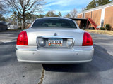 Used 2004 Lincoln Town Car Ultimate image 4