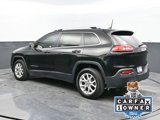 Used 2017 Jeep Cherokee Latitude w/ Cold Weather Group image 4