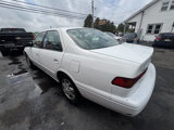 Used 1998 Toyota Camry XLE w/ Leather Pwr Seat Pkg image 5