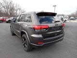 Used 2019 Jeep Grand Cherokee Altitude image 4