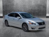 Used 2015 Nissan Altima 2.5 S w/ Sport Value Package image 3