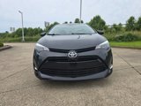 Used 2017 Toyota Corolla XLE image 2