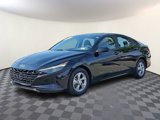Used 2023 Hyundai Elantra SE w/ Cargo Package image 3