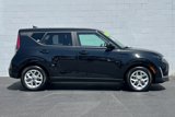 Used 2023 Kia Soul LX w/ LX Technology Package image 3