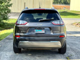 Used 2019 Jeep Cherokee Limited image 4