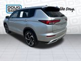 Used 2024 Mitsubishi Outlander SE Black Edition image 4