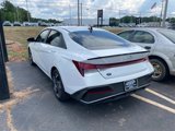 Used 2025 Hyundai Elantra Sport image 4