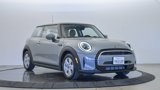 Certified 2022 MINI Cooper 2-Door Hardtop image 6