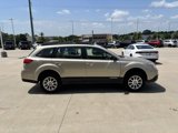 Used 2010 Subaru Outback 2.5i image 4