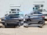 Used 2022 Ford Edge Titanium image 2