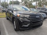 Certified 2021 Ford Explorer XLT image 3