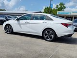 Used 2023 Hyundai Elantra SEL w/ Convenience Package image 5