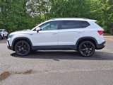 Certified 2022 Volkswagen Taos SE w/ IQ.Drive SE Package image 6