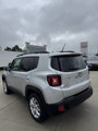 Used 2016 Jeep Renegade Latitude w/ Popular Equipment Group image 5