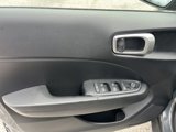 New 2025 Hyundai Venue SE image 5