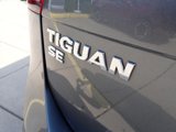 Used 2018 Volkswagen Tiguan SE w/ Panoramic Sunroof Package image 5
