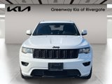 Used 2017 Jeep Grand Cherokee Altitude image 2