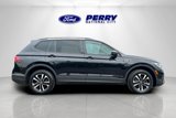 Used 2022 Volkswagen Tiguan S image 3