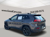 Used 2018 Jeep Cherokee Latitude w/ Altitude Package image 4