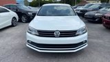 Used 2015 Volkswagen Jetta Sport image 2