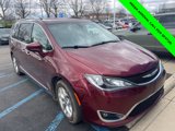 Used 2018 Chrysler Pacifica Touring-L Plus w/ Tire & Wheel Group image 4