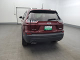 Used 2019 Jeep Cherokee Latitude Plus w/ Comfort/Convenience Group image 6