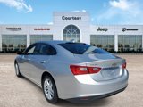 Used 2018 Chevrolet Malibu LT image 3
