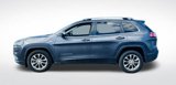 Used 2019 Jeep Cherokee Latitude Plus image 3