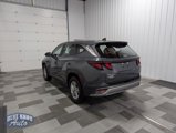 Used 2025 Hyundai Tucson SE image 2
