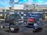 Used 2011 Kia Sorento LX w/ Convenience Pkg image 3